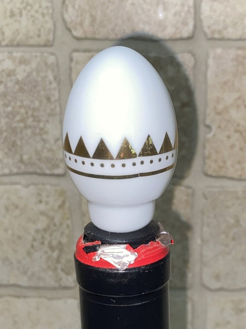 Adorable White Glazed Porcelain Decorated Egg Wine Bottle Stopper by Threshold